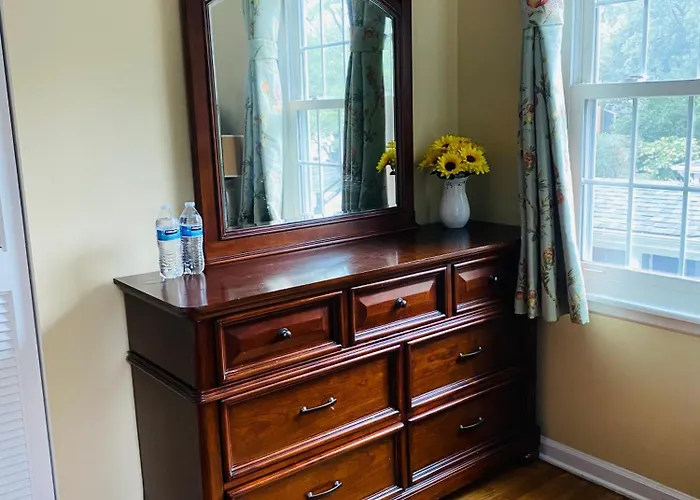 B1 A Private In Downtown With Desk And Wi-fi Near Everything